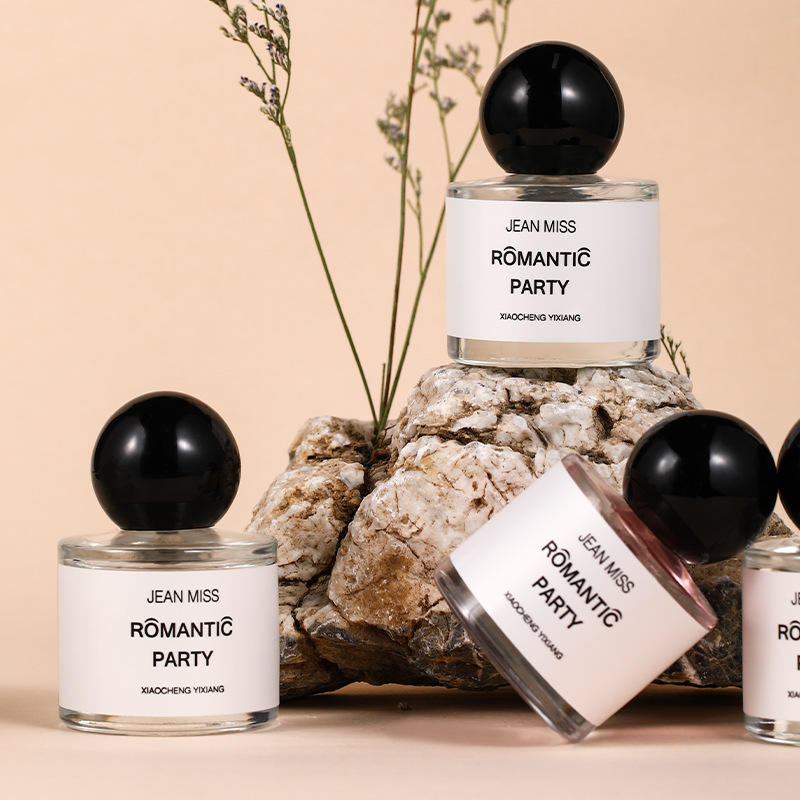 Jean Miss Romantic Party