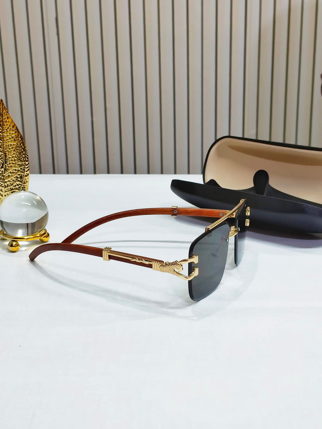 Black Famous Big Glass Rimless Shades