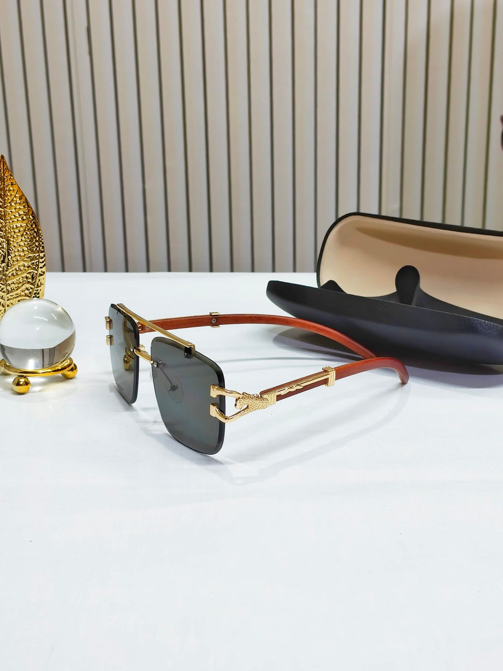 Black Famous Big Glass Rimless Shades